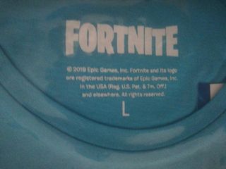 T-shirt oficial do jogo Fortnite nova