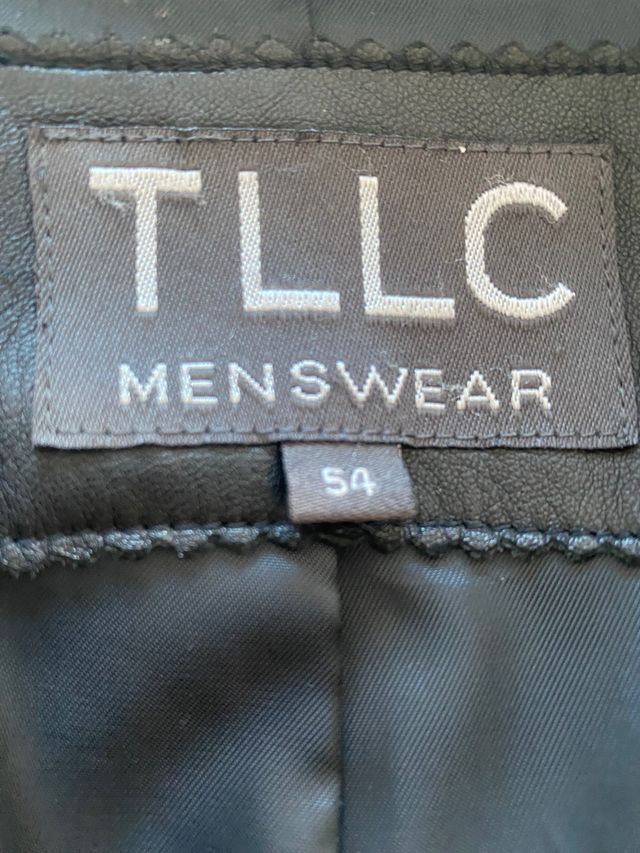 Chaquetón caballero de cuero negro