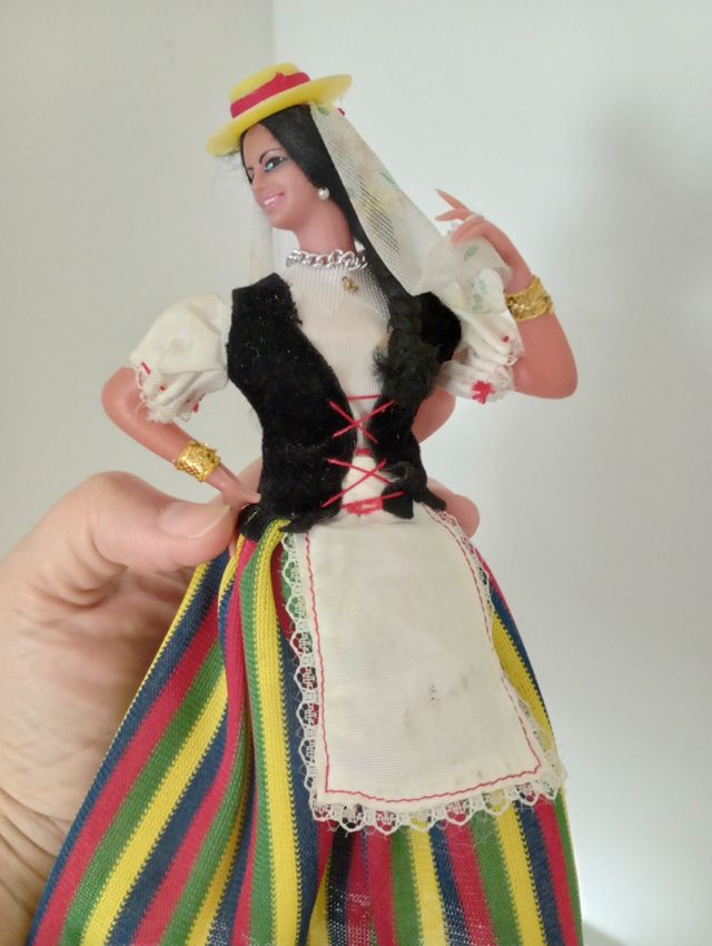 muñeca Marín regional canaria