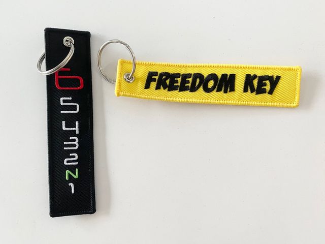 Llaveros estilo aviación con motivos moteros