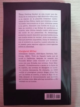 Un extraño en mi tumba