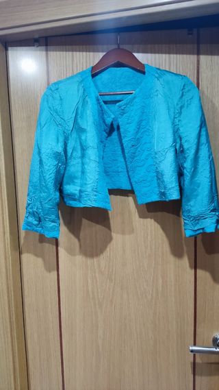 Conjunto vestido y chaqueta.