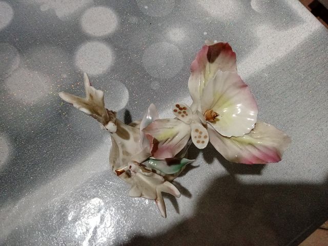 decorazione in ceramica di Capodimonte