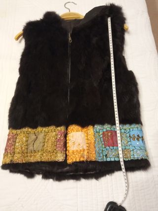 Chaleco de piel de conejo marrón talla S capucha 