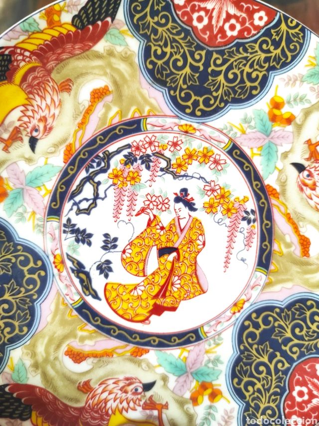 Bel piatto in porcellana cinese