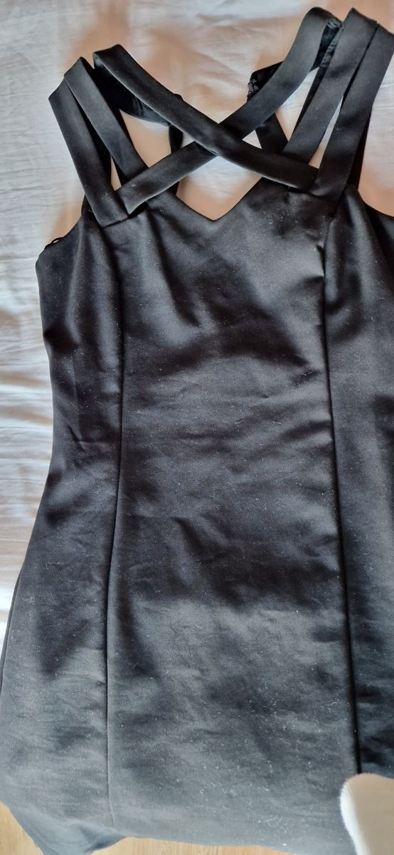 Vestido negro. Mango. Talla S