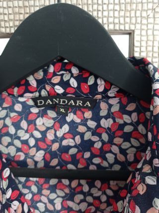 Camisa manga larga cuello estampado otoño