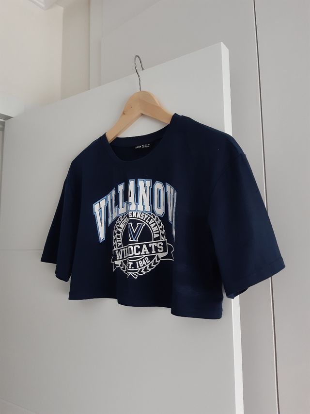 Camiseta tipo basket corta