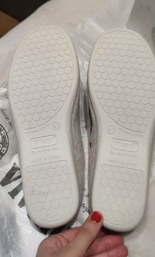 Zapatillas de casa Vivant. Sin estrenar.