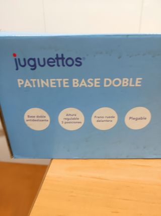 Patinete base doble Juguettos.