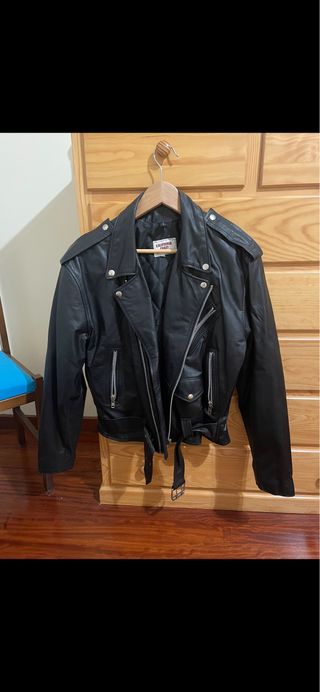 Cazadora cuero