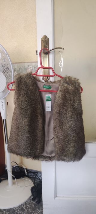 chaleco de pelo de niña