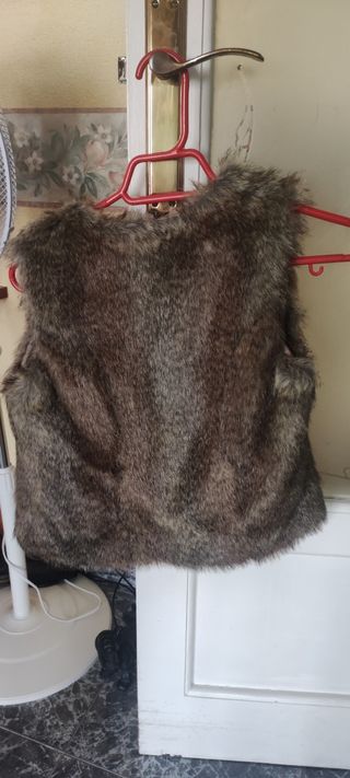 chaleco de pelo de niña