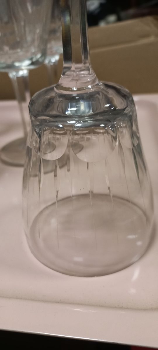 8 bicchieri di una volta molto belli euro 15