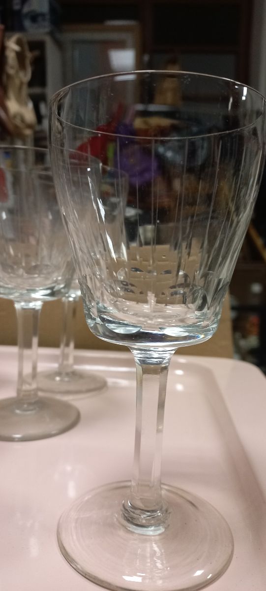 8 bicchieri di una volta molto belli euro 15