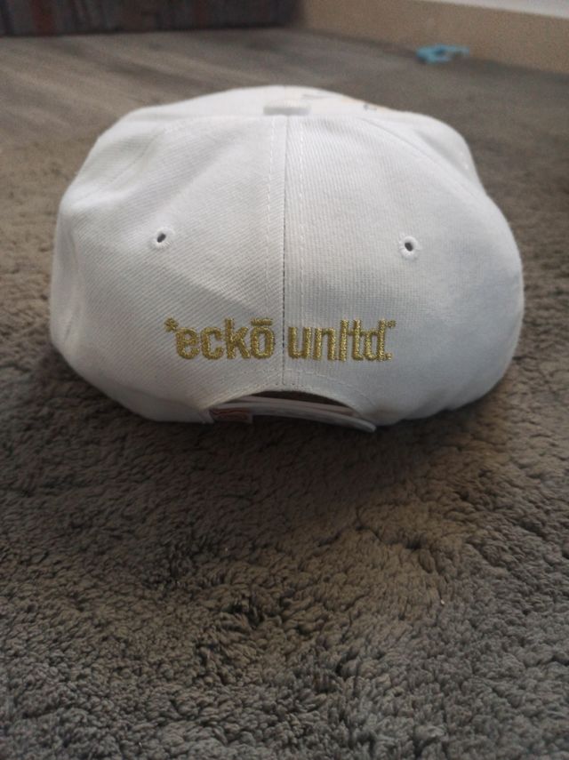 gorra ecko