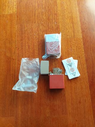 Mechero estilo Zippo