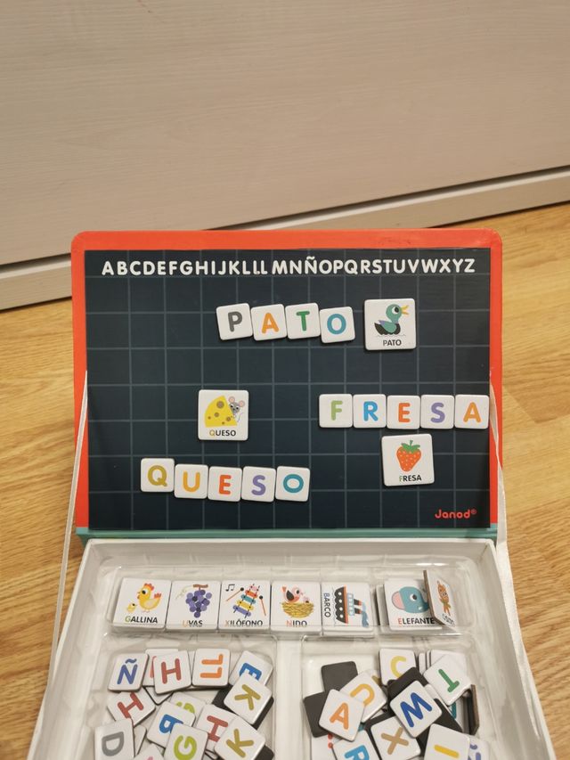 Magentic Book