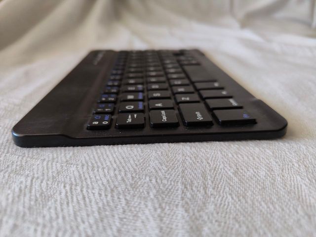 Teclado inalámbrico Bluetooth