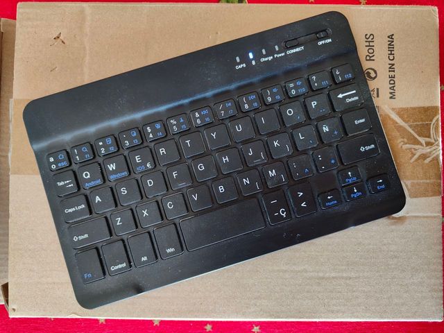 Teclado inalámbrico Bluetooth