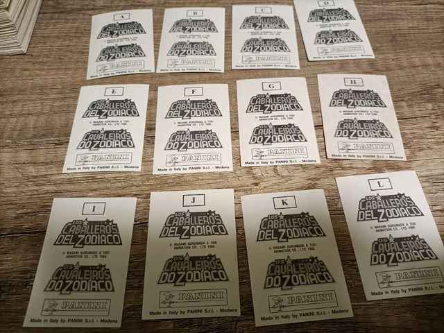 Complete as cartas colecionáveis Panini dos Cavaleiros do Zodíaco