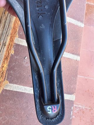 Sillín bicicleta de carretera Fizik