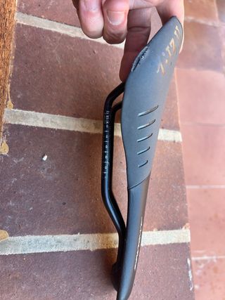 Sillín bicicleta de carretera Fizik