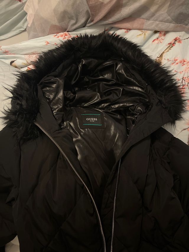 Abrigo plumas GUESS talla M 
