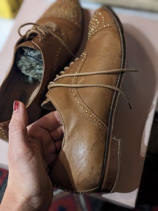 Zapatos piel Uterque 39