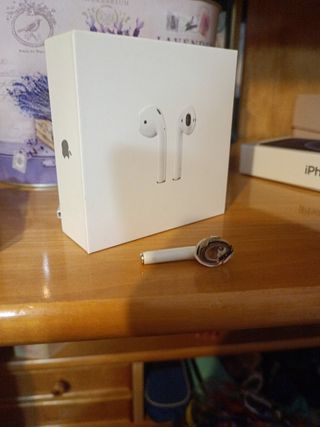 airpods pisado para piezas de meses