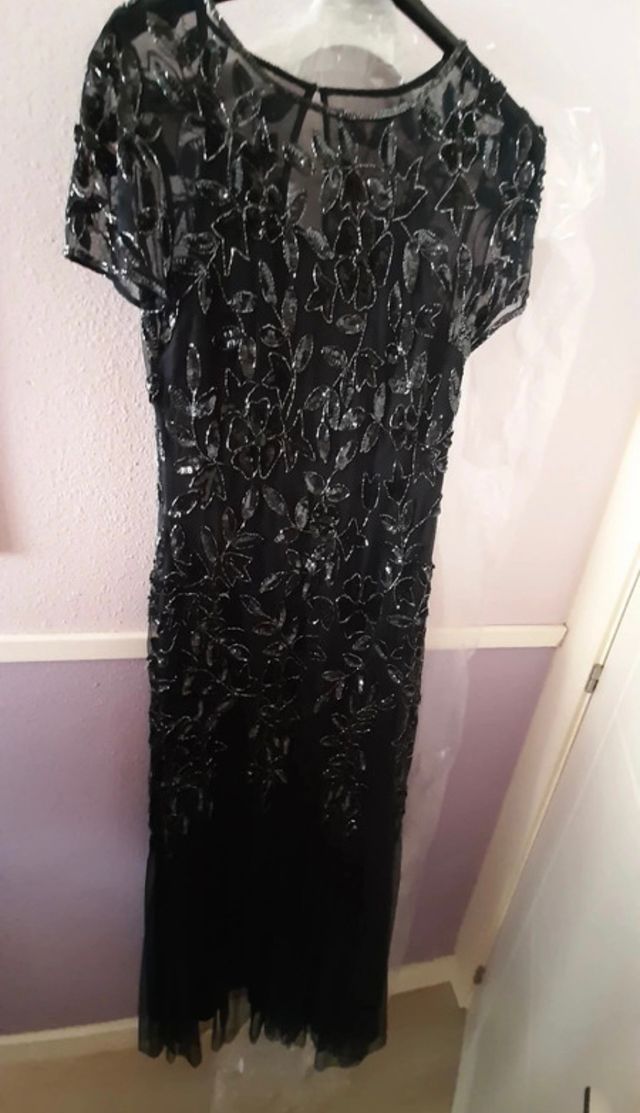 Vestido de pedrería