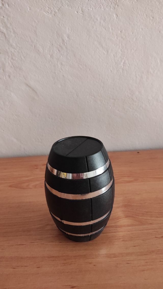 Estuche barril de vino