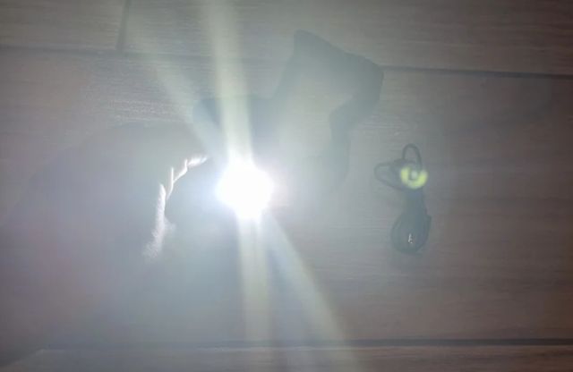 Faro LED frontal linterna luz