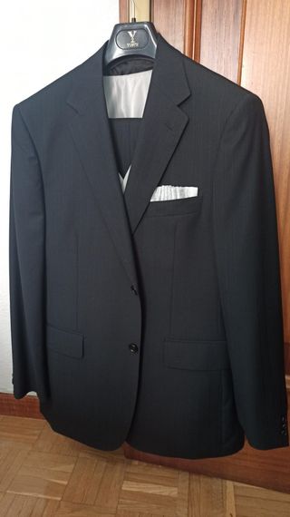 Traje de hombre. Modas Daig. Usado una vez Chaleco