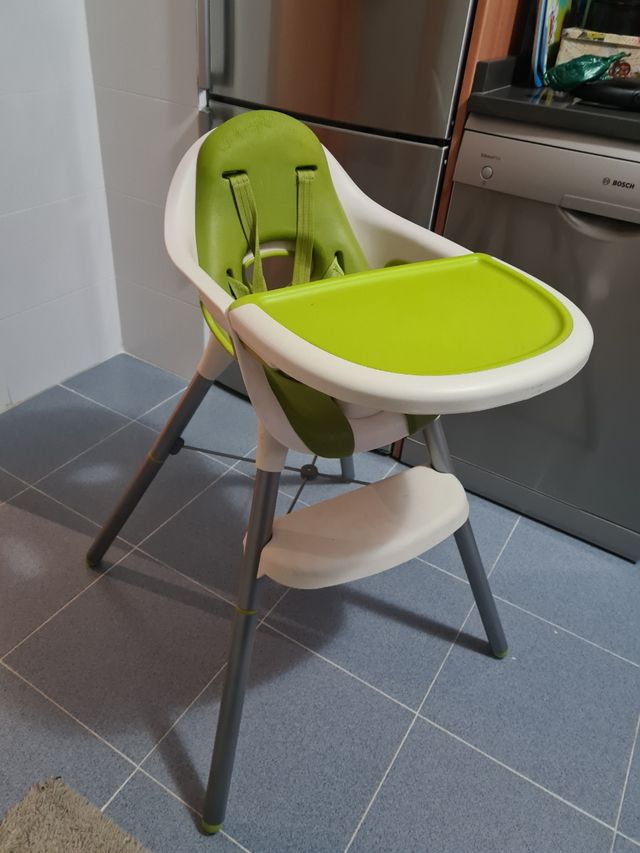 Trona bebe en perfecto estado