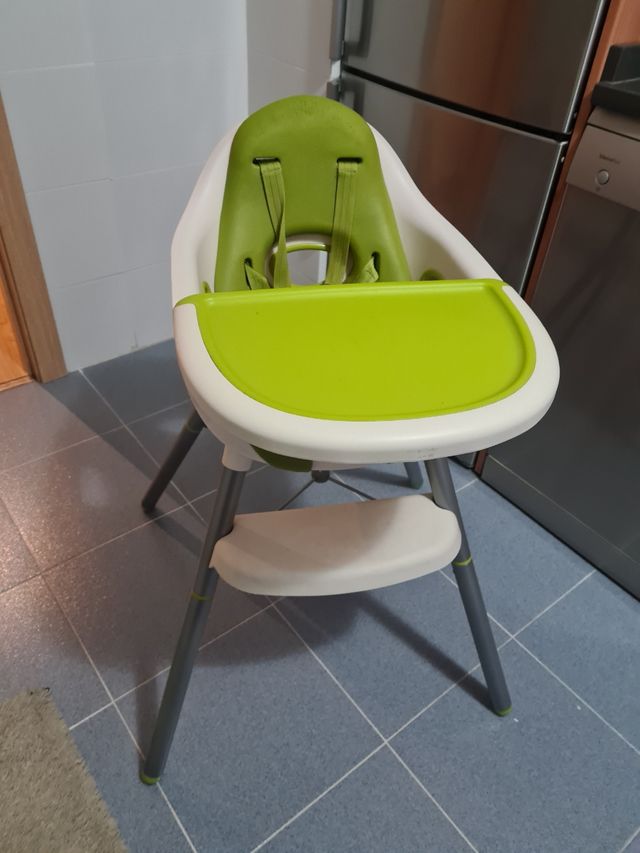 Trona bebe en perfecto estado