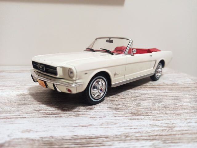 Ford Mustang  1964  1/24