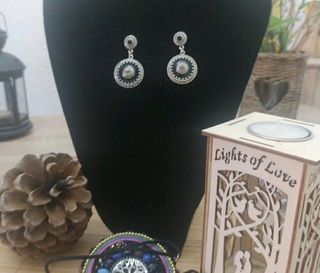 Pendientes Negros Medianos.