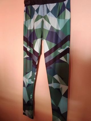 Mallas finas de diseño geométrico