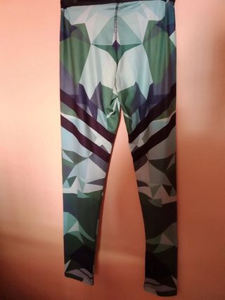 Mallas finas de diseño geométrico