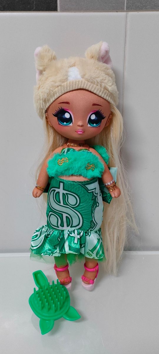 Muñeca Na Na Na Surprise Carmen Linda