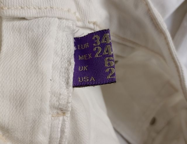 Pantalón vaquero largo blanco