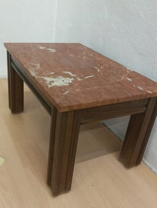 MESA AUXILIAR CON MÁRMOL ANTIGUA