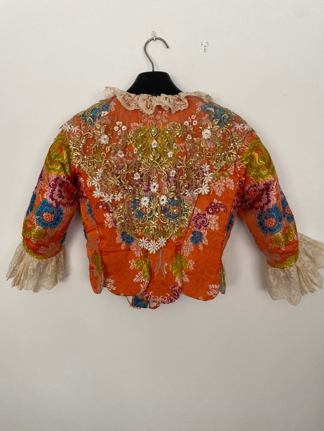 Traje Fallera naranja niña 10-12 años.