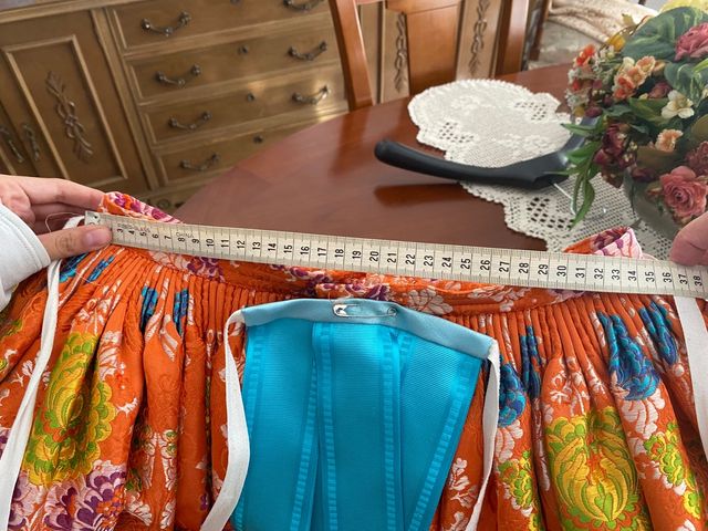 Traje Fallera naranja niña 10-12 años.