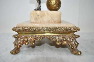 Antigua figura de Cristobal Colón