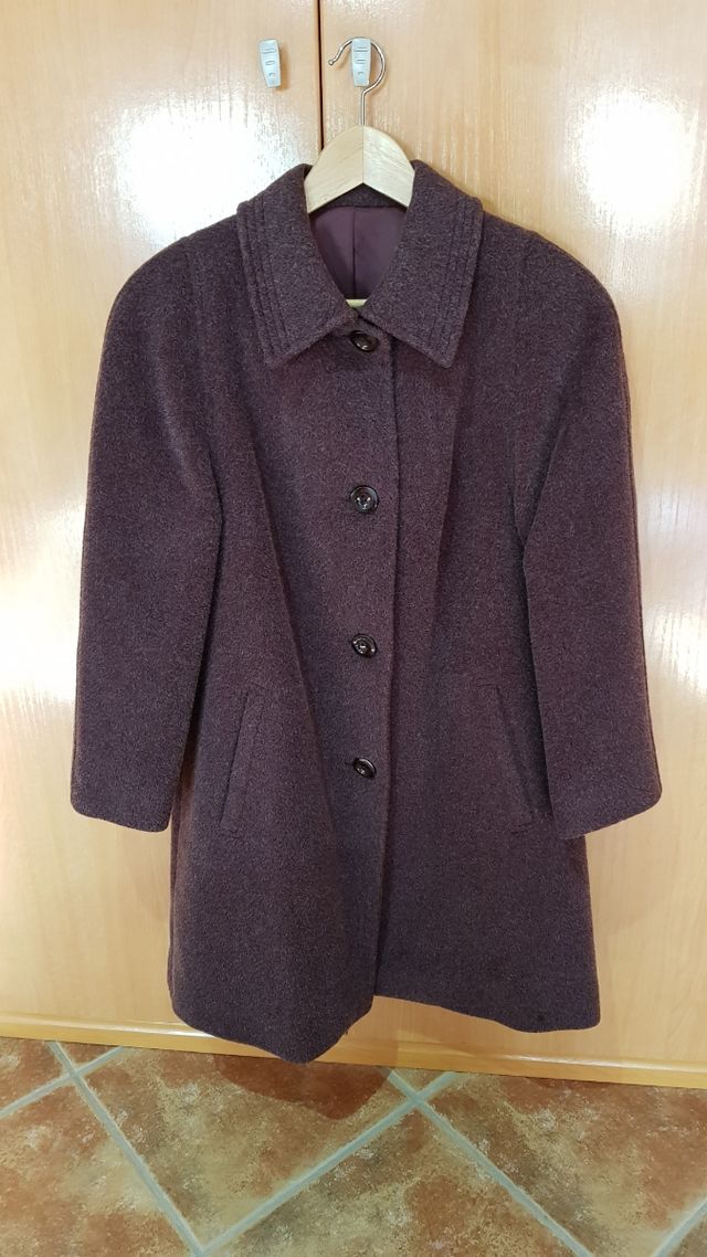 Abrigo nuevo de paño