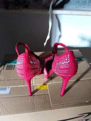 Nuovissime Decollete  vera pelle taglia 37