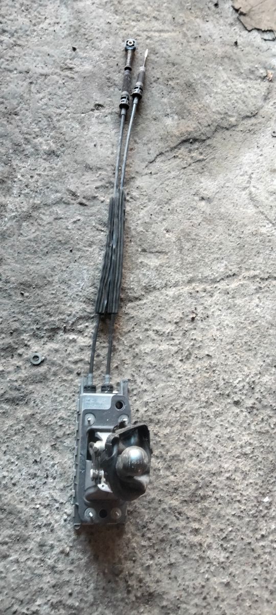 cables y palanca de cambio León 2