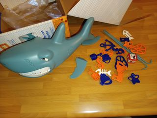 Juego de mesa cuidado con el tiburon